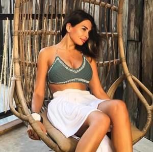 Meet your Posher, Dora